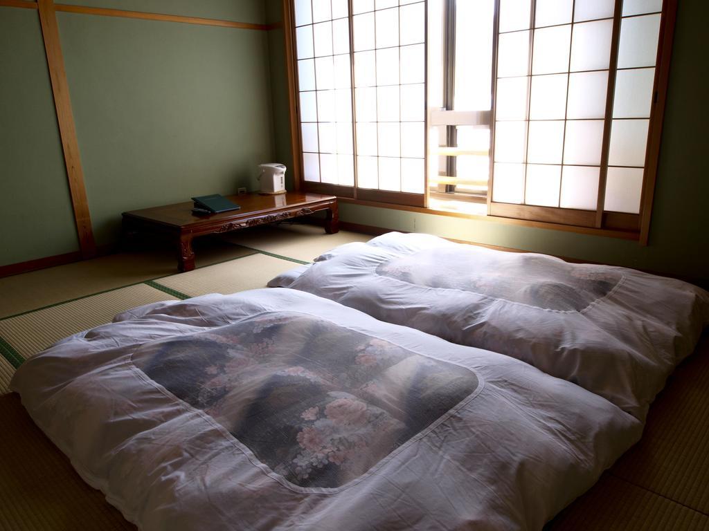 Yusho Kami (Hyogo) Quarto foto